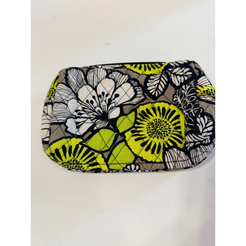 Vera Bradley Limes Up Floral Quilted Cosmetic Bag Makeup Pouch Green Black White
